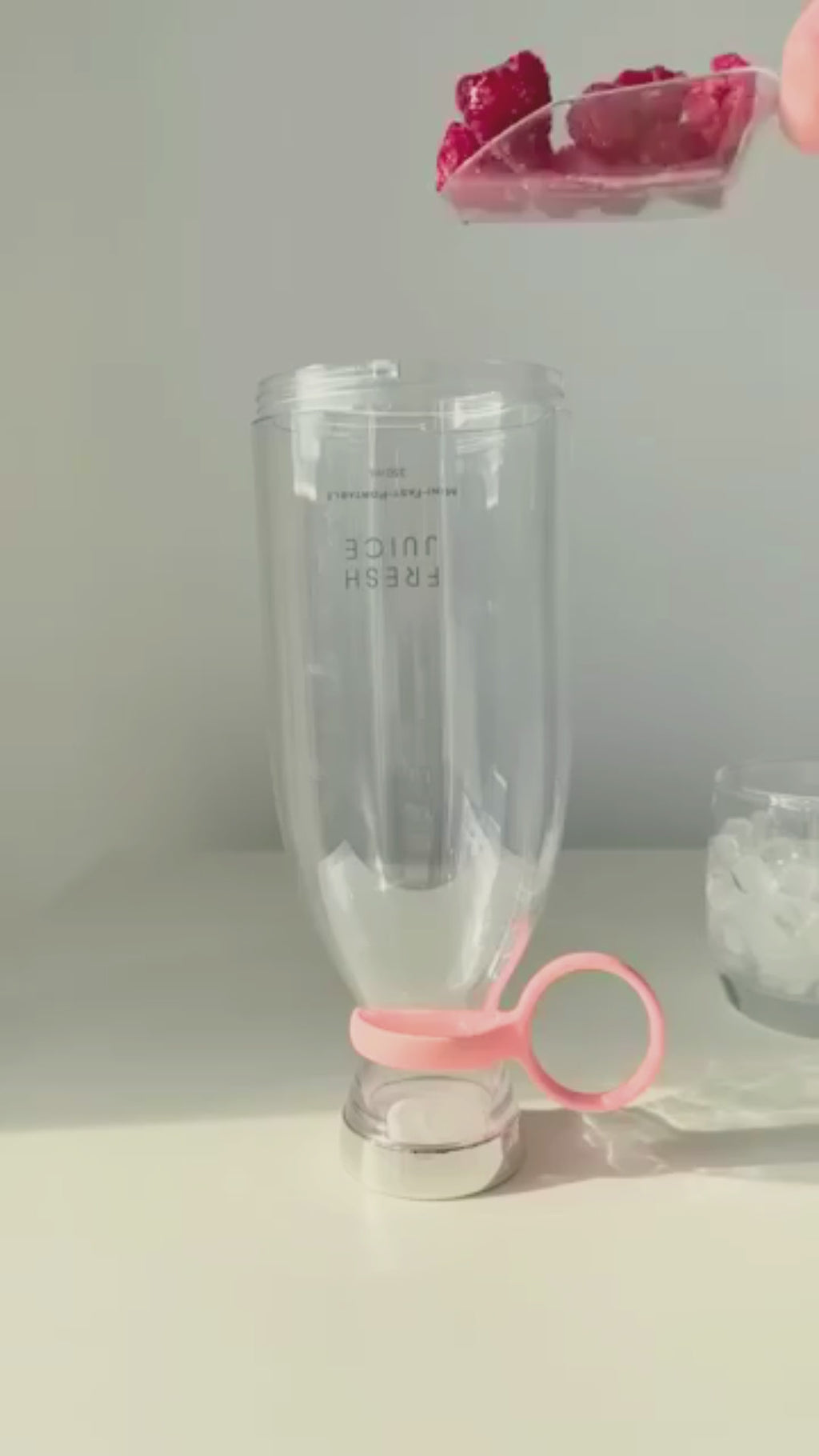 Portable USB Blender – Fresh Smoothies Anywhere
